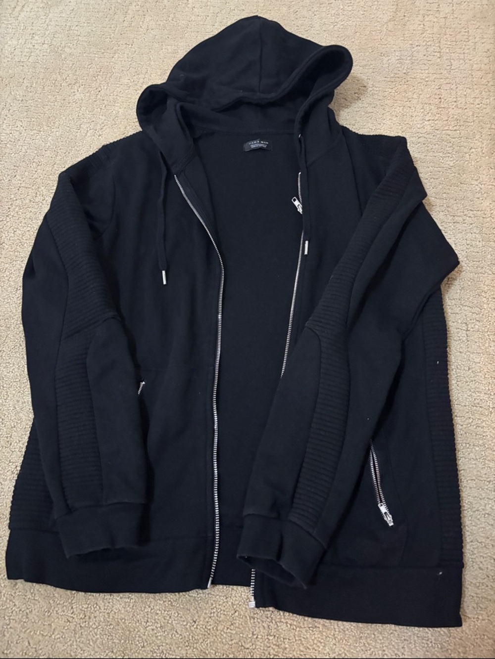 Zara Men's Black Hooded Zip-Up Jacket